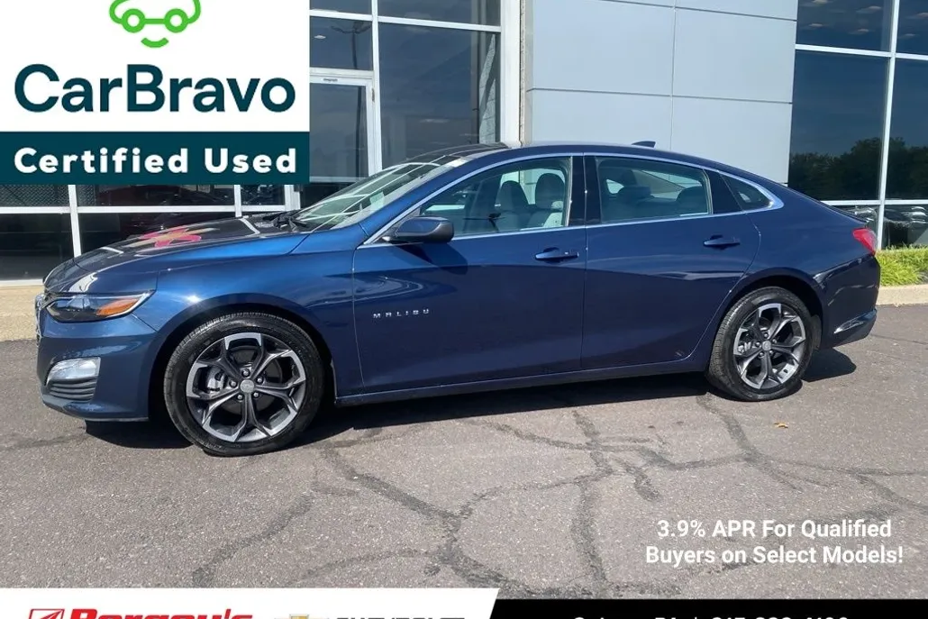 2022 Chevrolet Malibu 1LT photo 1