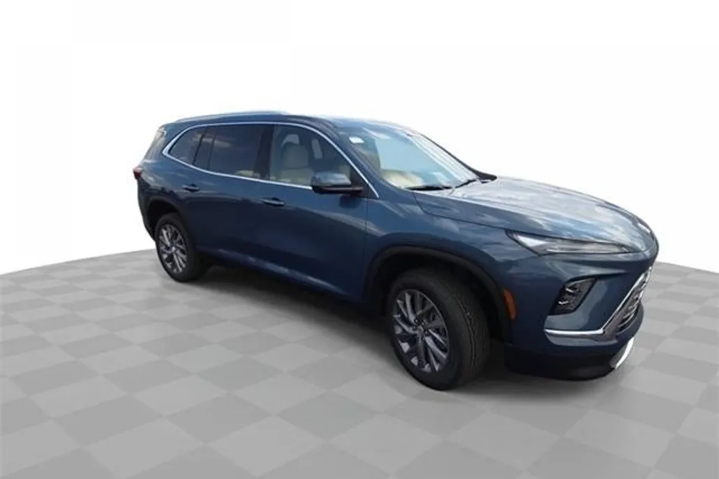 2026 Buick Enclave Preferred photo 1
