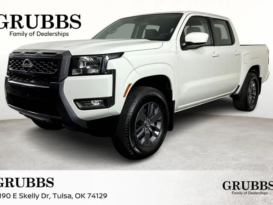 2025 Nissan Frontier Crew Cab SV photo 1