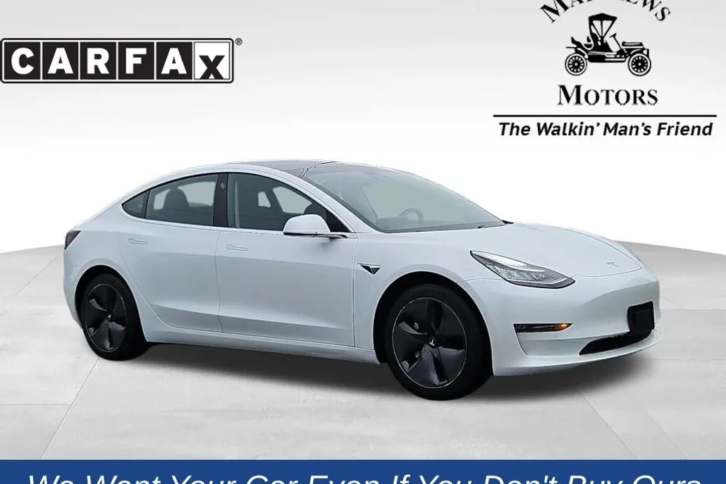 2020 Tesla Model 3 Long Range photo 1