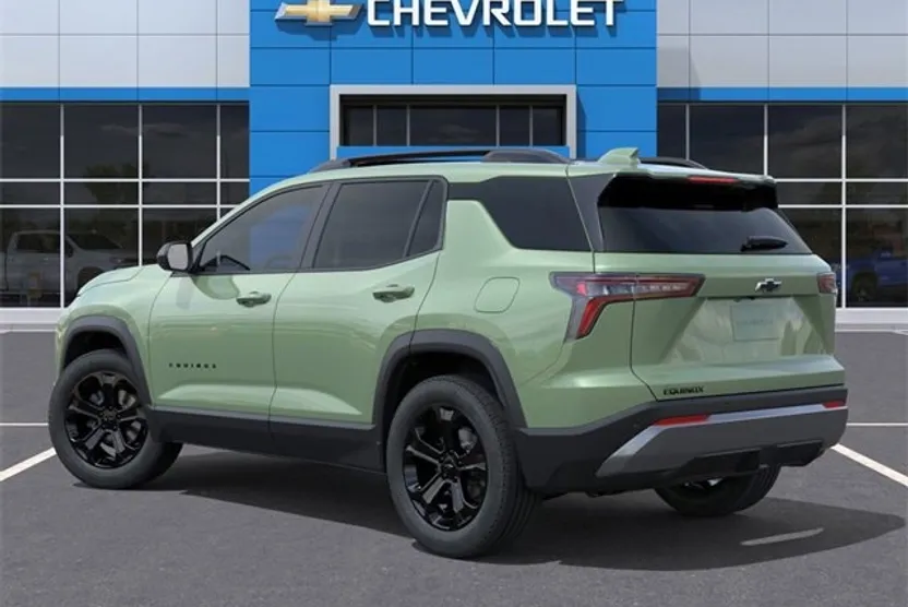 2026 Chevrolet Equinox LT photo 1