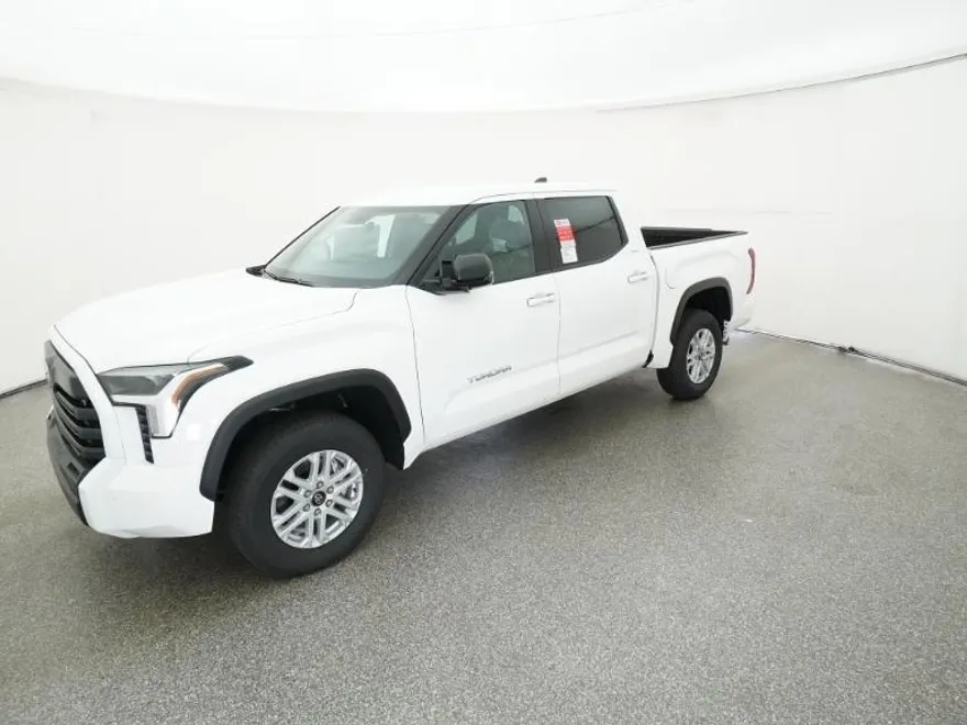 2026 Toyota Tundra SR5 CrewMax photo 1