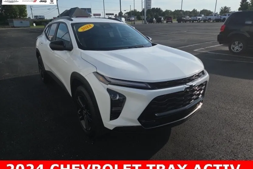 2024 Chevrolet Trax ACTIV photo 1