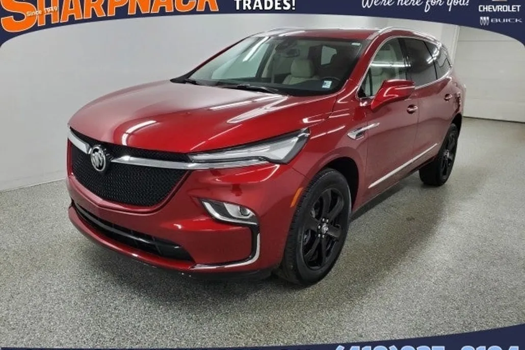 2023 Buick Enclave Essence photo 1