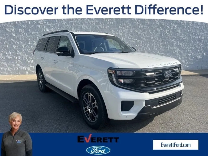 2025 Ford Expedition photo 1