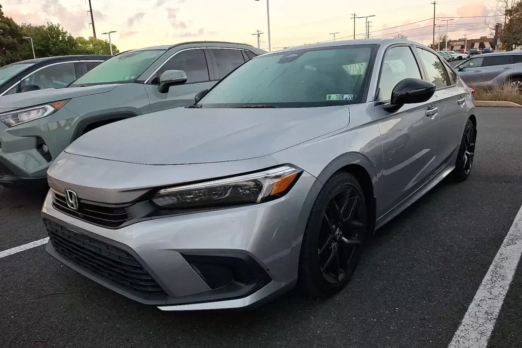 2022 Honda Civic Sport photo 1