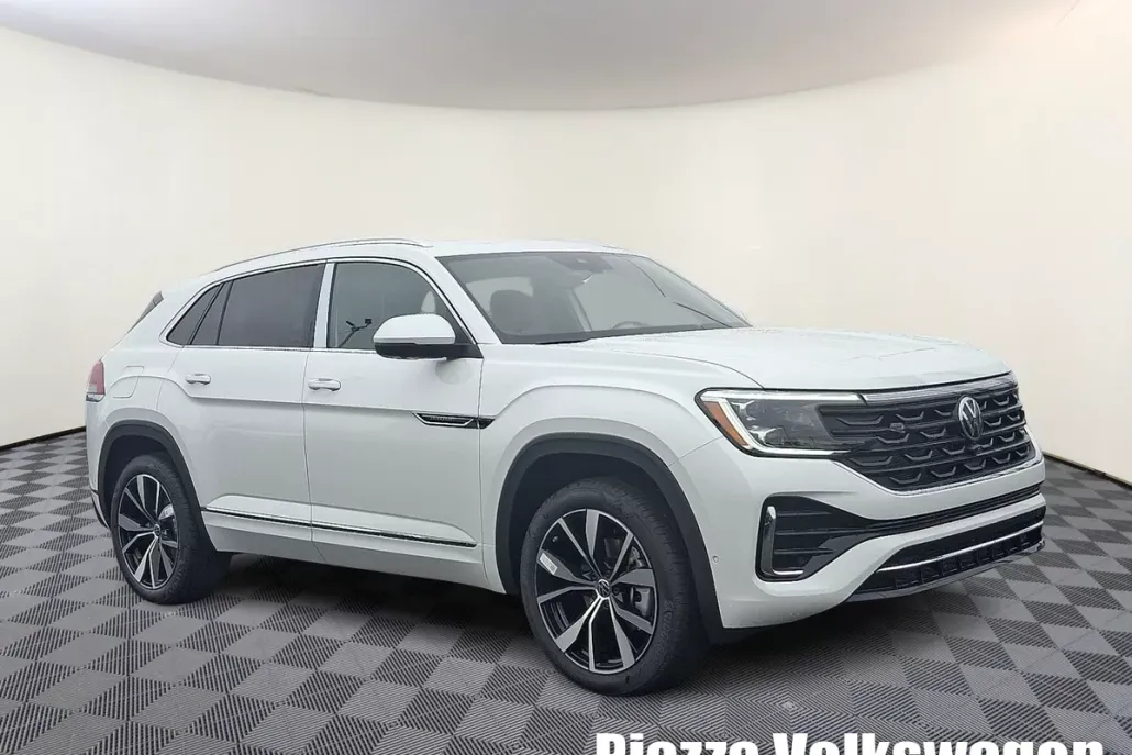 2025 Volkswagen Atlas Cross Sport SEL Premium R-Line photo 1