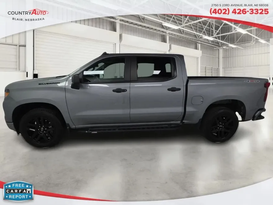 2023 Chevrolet Silverado 1500 Custom photo 1