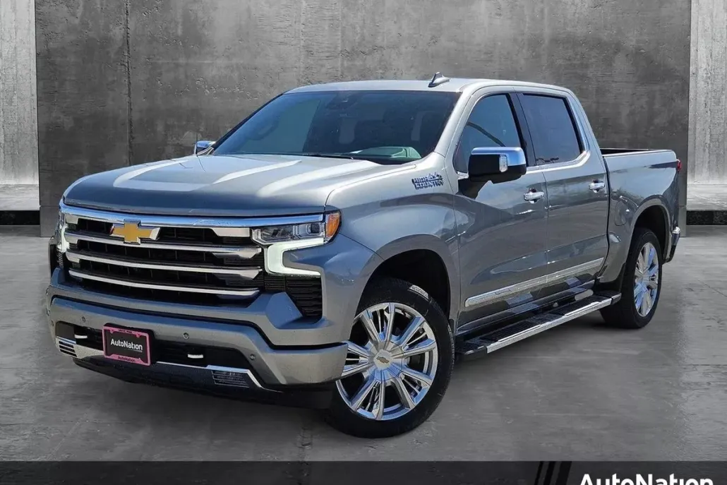 2025 Chevrolet Silverado 1500 High Country photo 1