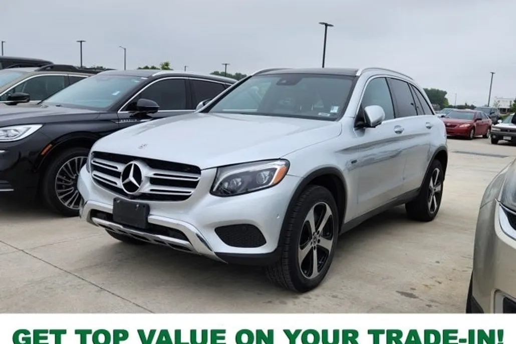 2019 Mercedes Benz GLC 350e 4MATIC photo 1