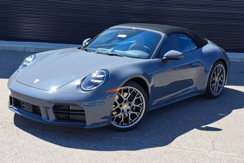 2026 Porsche 911 Cabriolet photo 1