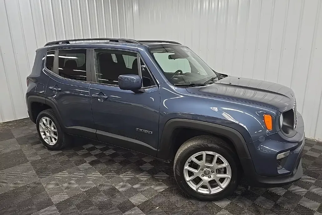 2020 Jeep Renegade Latitude photo 1
