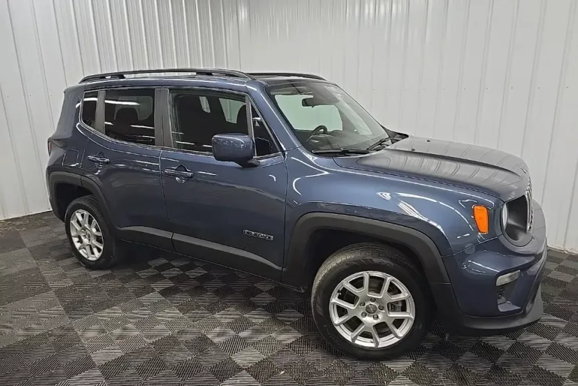 2020 Jeep Renegade Latitude photo 1