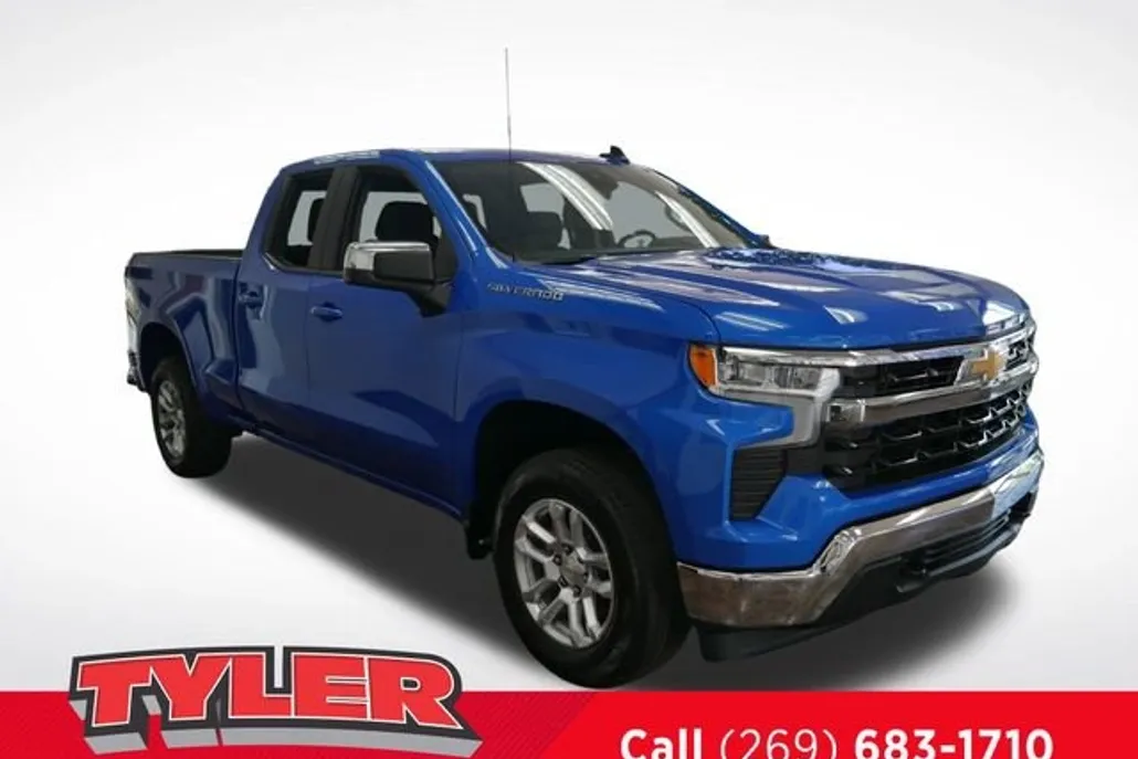 2026 Chevrolet Silverado 1500 LT photo 1