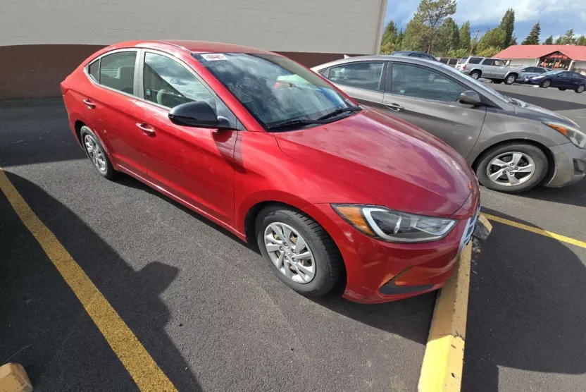 2017 Hyundai Elantra SE photo 1