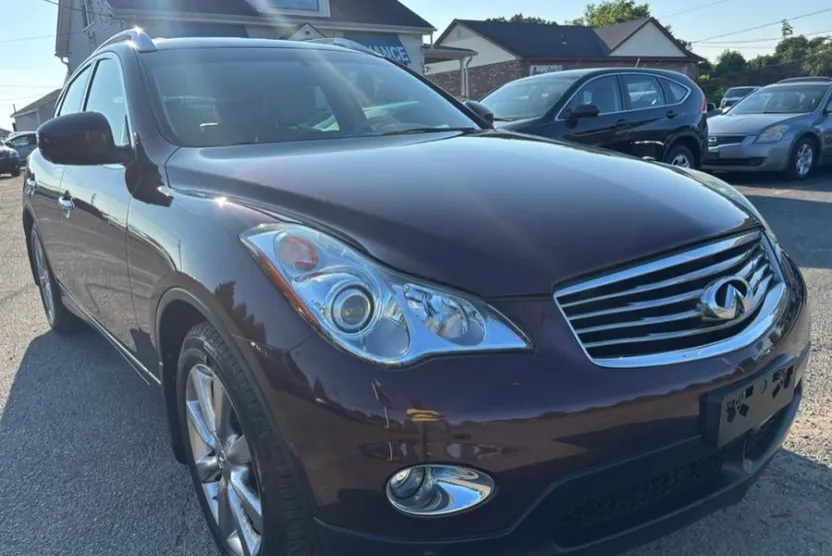 2012 Infiniti EX35 Journey photo 1