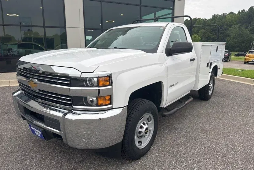 2015 Chevrolet Silverado 2500HD photo 1
