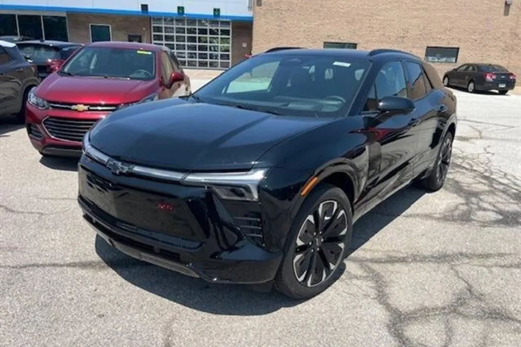 2025 Chevrolet Blazer EV RS photo 1