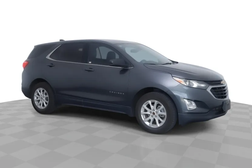 2020 Chevrolet Equinox LT photo 1