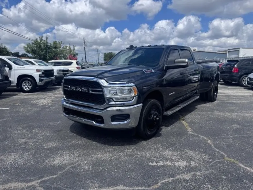 2019 Ram 3500 Tradesman photo 1