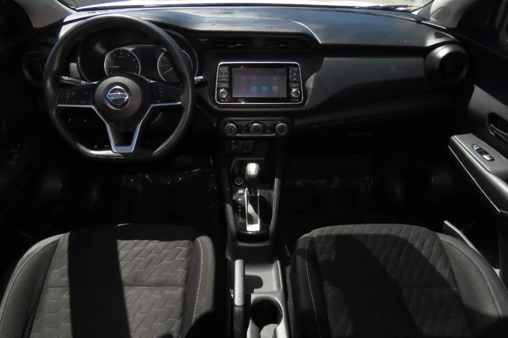 2021 Nissan Kicks S photo 1