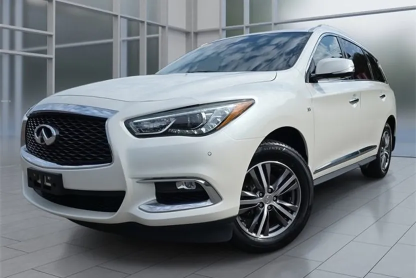2020 Infiniti QX60 Luxe photo 1