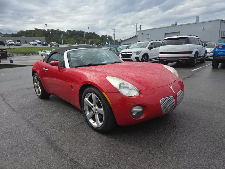 2006 Pontiac Solstice Base Convertible photo 1