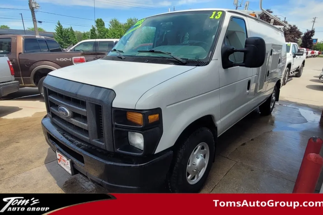 2013 Ford E-250 photo 1