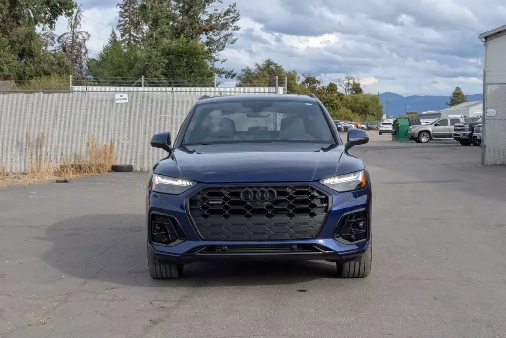 2024 Audi Q5 45 S line Prestige photo 1
