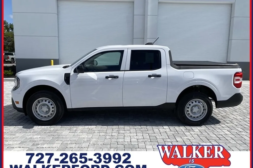 2025 Ford Maverick XL photo 1