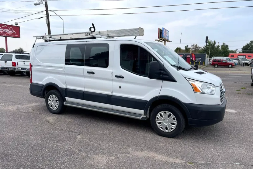 2019 Ford Transit Van photo 1