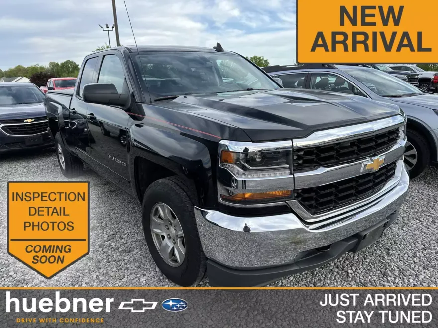 2017 Chevrolet Silverado 1500 LT photo 1