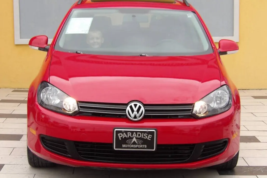 2014 Volkswagen Jetta SportWagen TDI photo 1