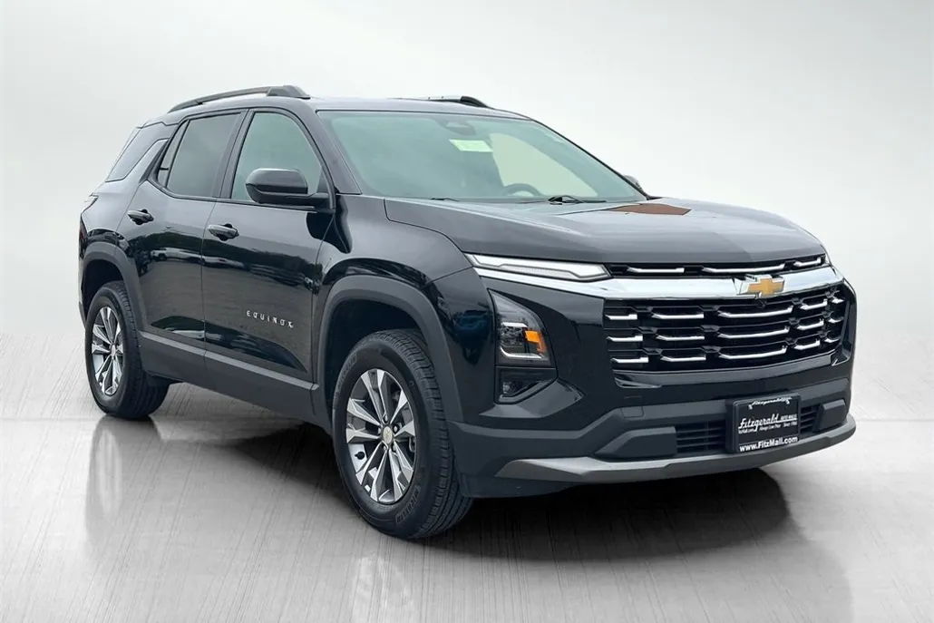 2025 Chevrolet Equinox LT photo 1