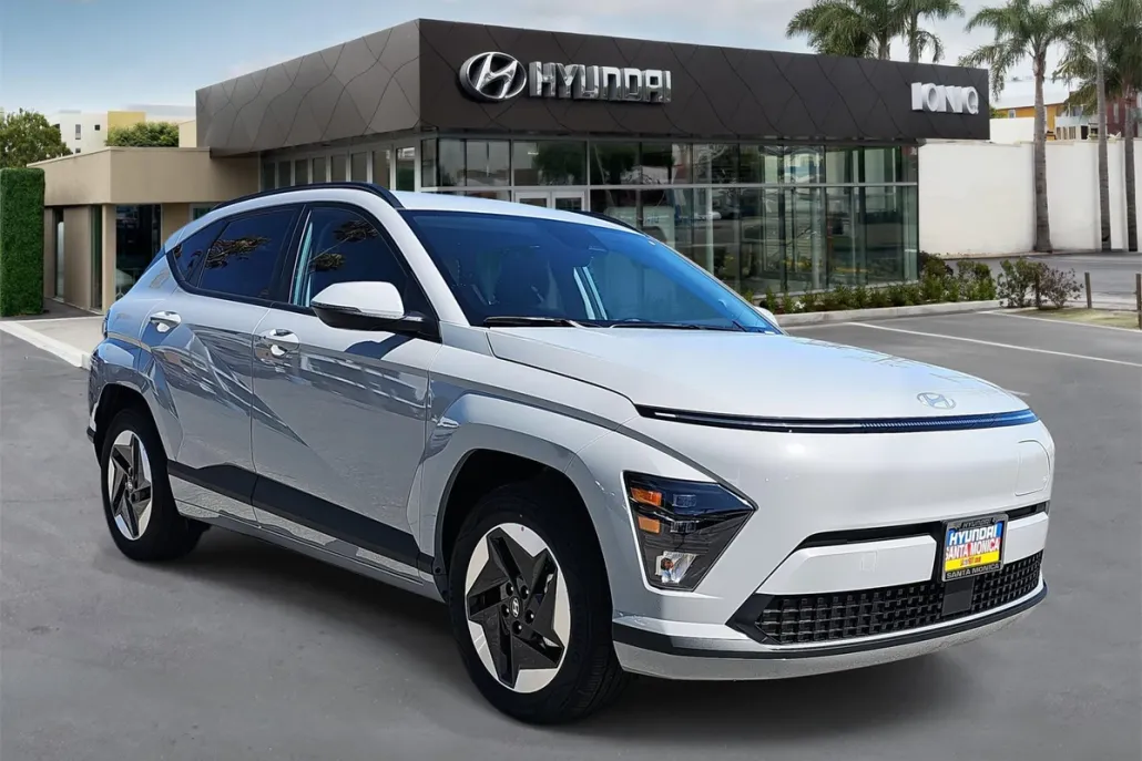 2025 Hyundai Kona Electric SEL photo 1