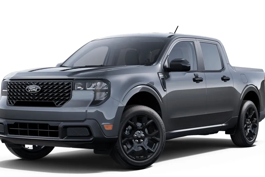 2025 Ford Maverick XLT photo 1