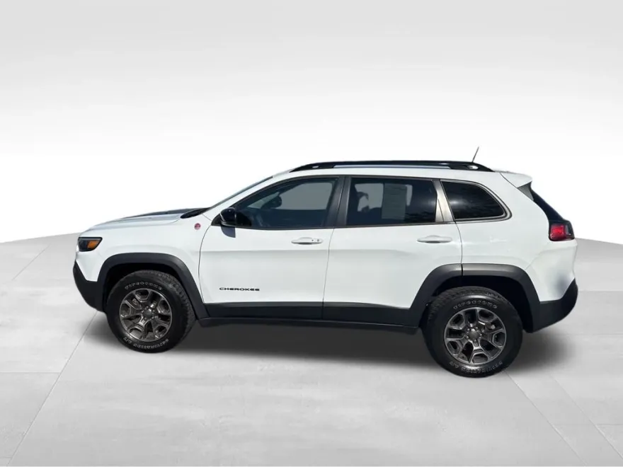2022 Jeep Cherokee Trailhawk photo 1