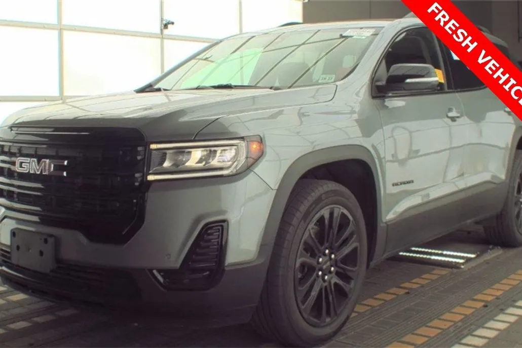 2023 Gmc Acadia SLE photo 1