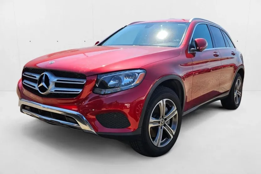 2019 Mercedes Benz GLC 300 4MATIC photo 1