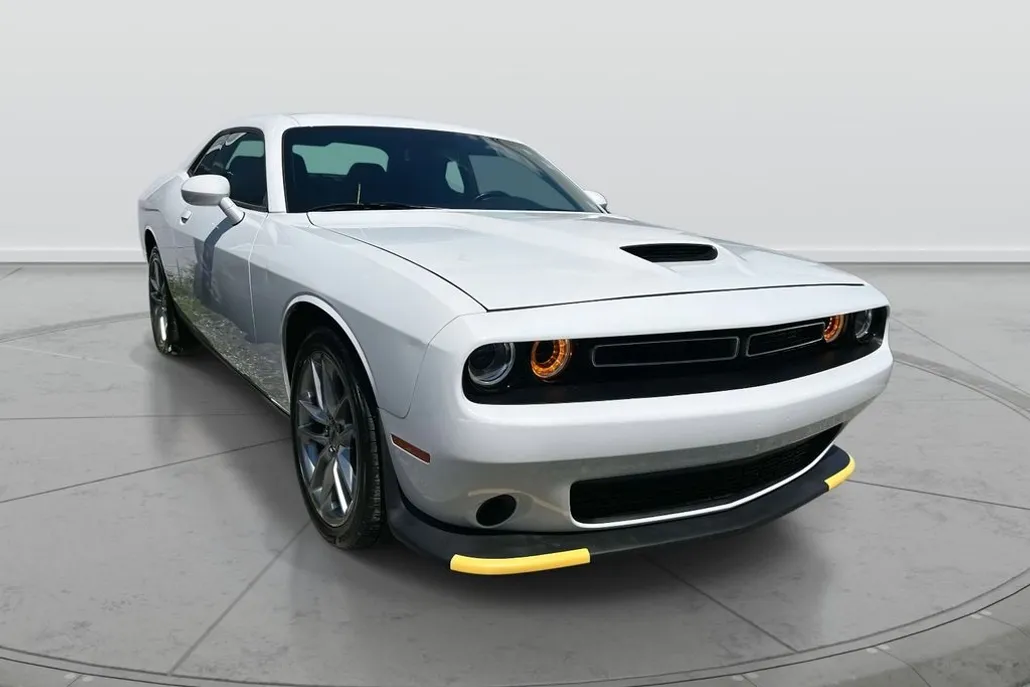 2023 Dodge Challenger GT photo 1