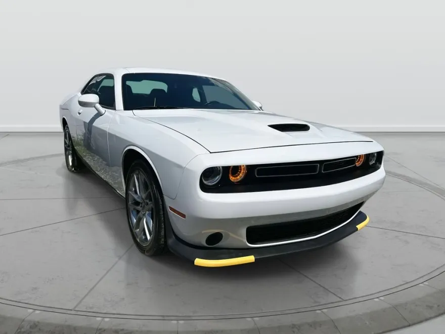 2023 Dodge Challenger GT photo 1