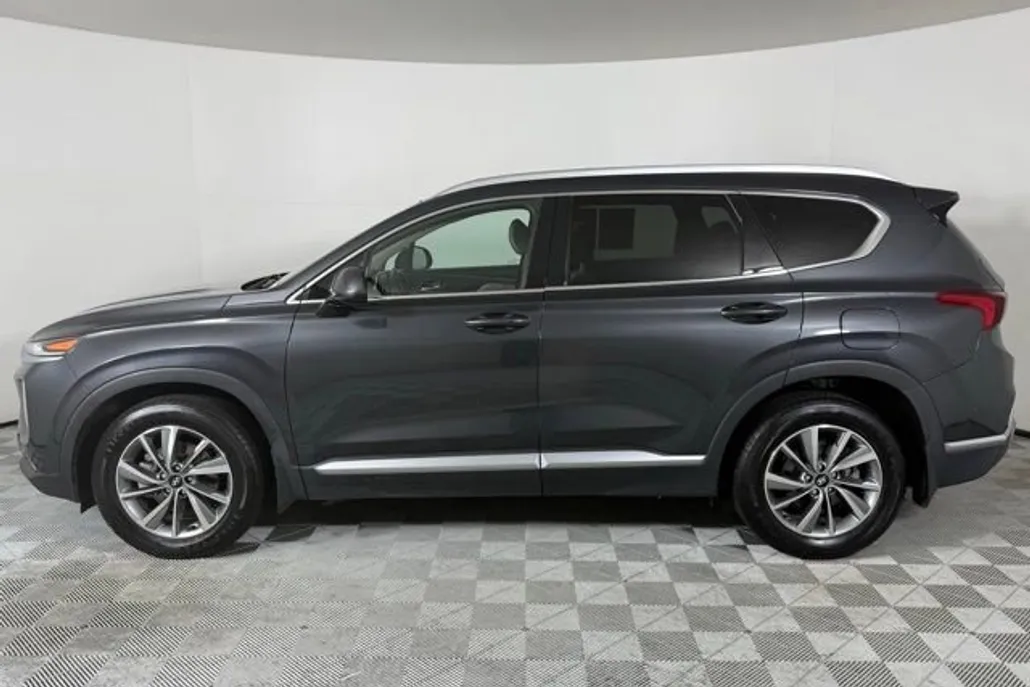 2020 Hyundai Santa Fe SEL photo 1