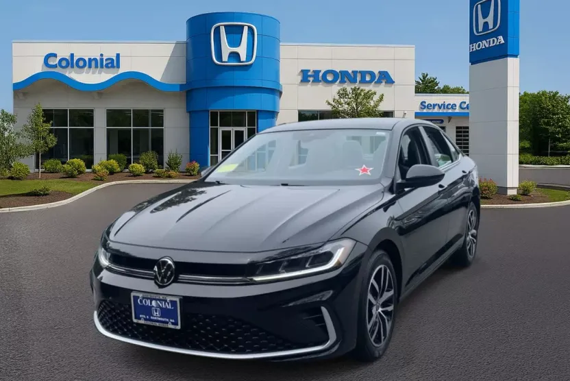 2025 Volkswagen Jetta SE photo 1