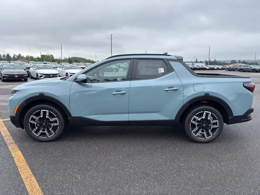 2025 Hyundai Santa Cruz Limited photo 1