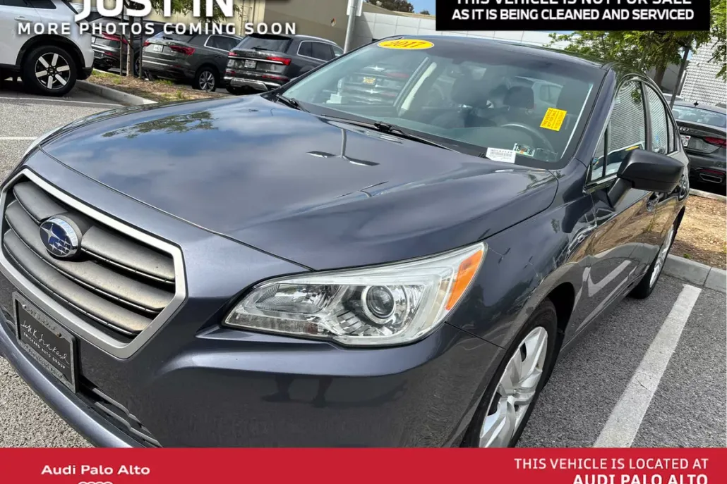 2017 Subaru Legacy 2.5i photo 1