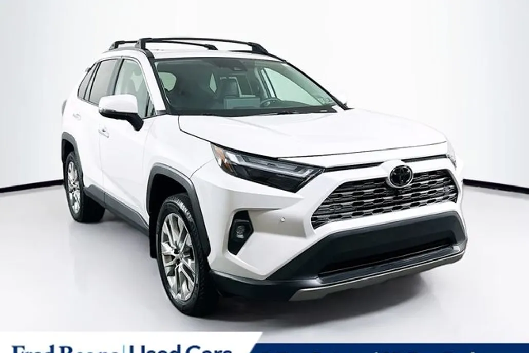 2024 Toyota RAV4 Limited photo 1