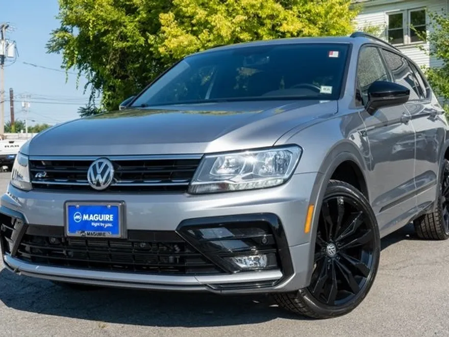 2021 Volkswagen Tiguan SE R-Line Black photo 1