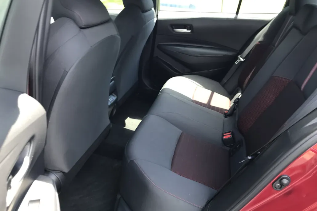 2024 Toyota Corolla SE photo 1