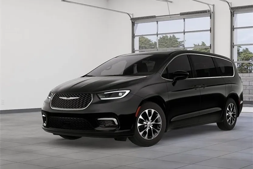 2026 Chrysler Pacifica photo 1