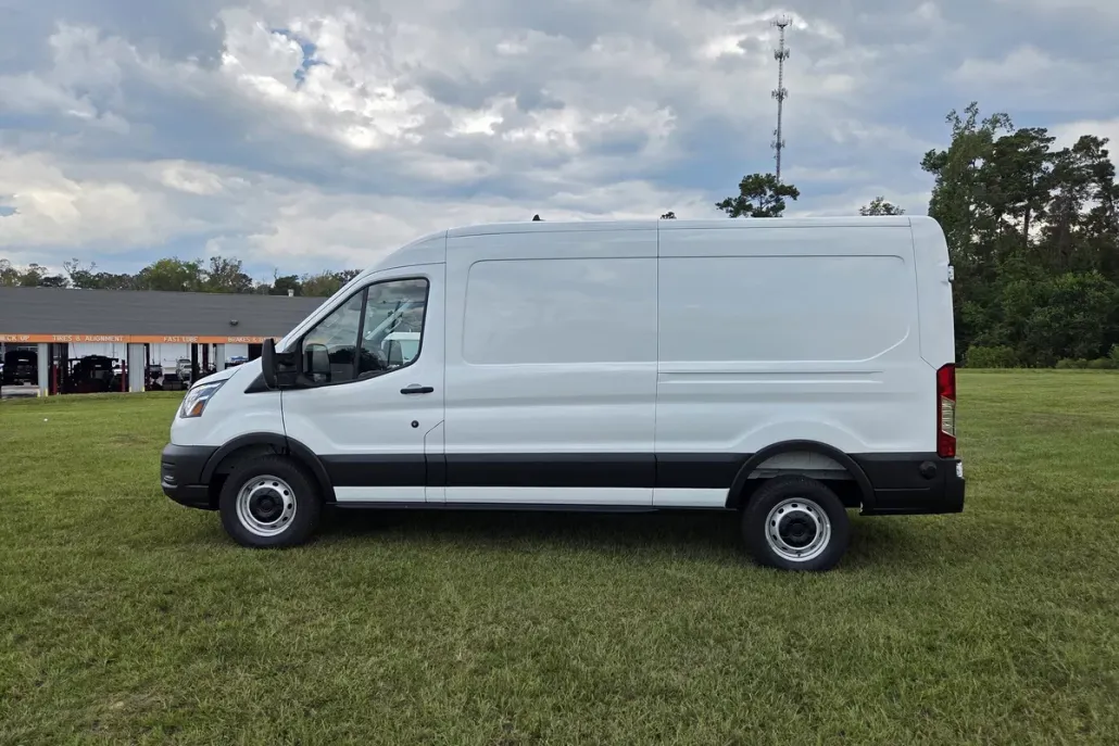 2025 Ford Transit photo 1